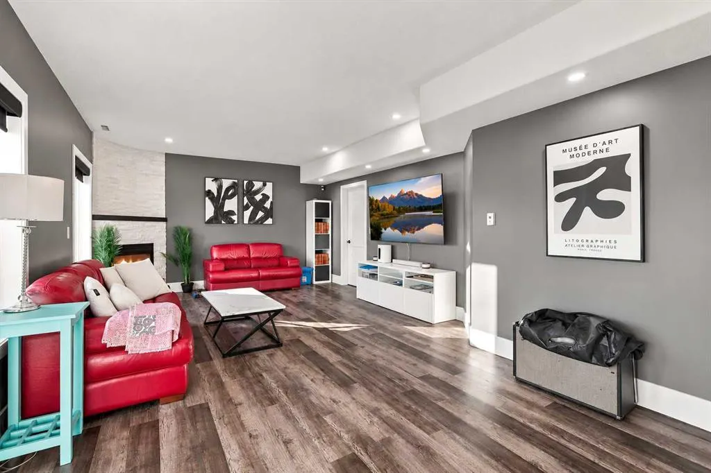 72 Darling Crescent