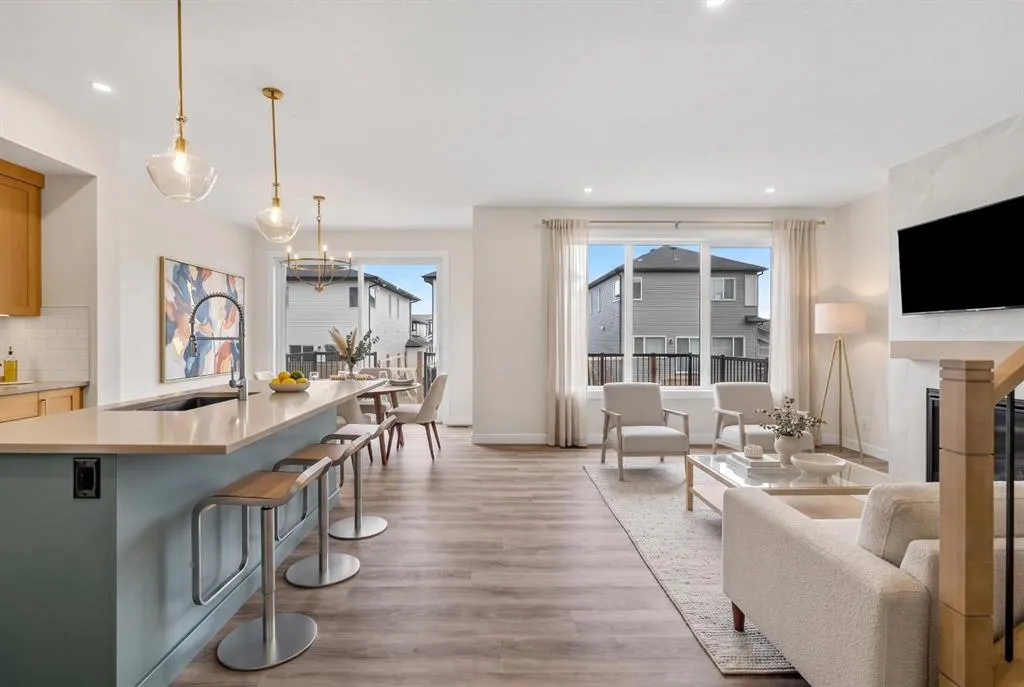 125 Quartz Crescent
