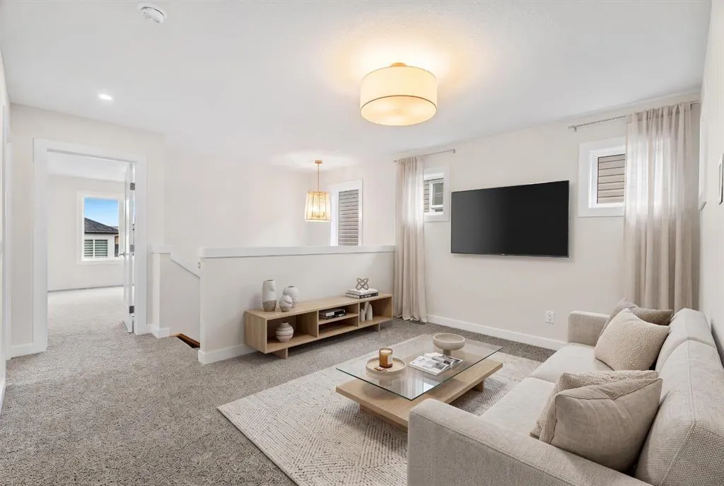 125 Quartz Crescent