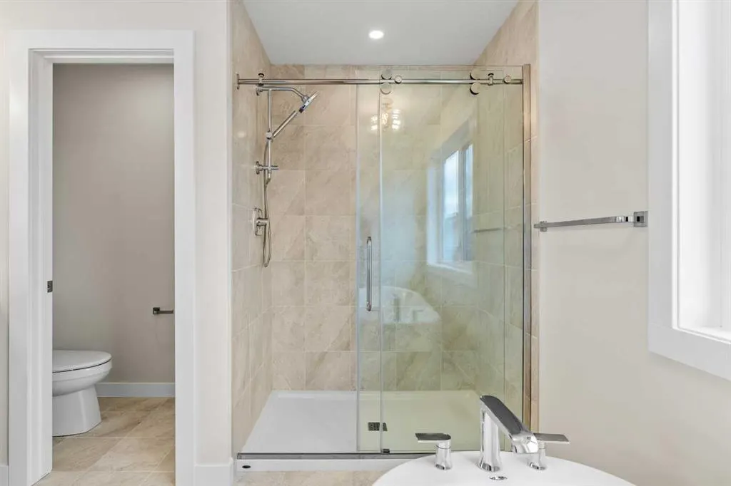 125 Quartz Crescent