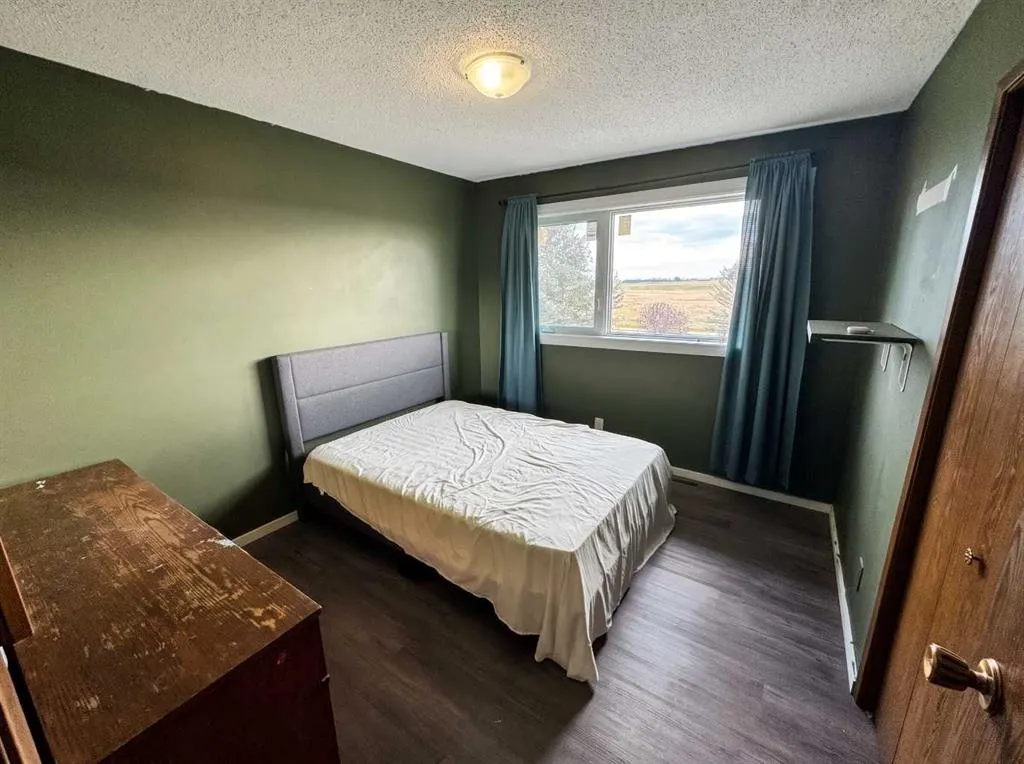 142041 200 Range Road ##26