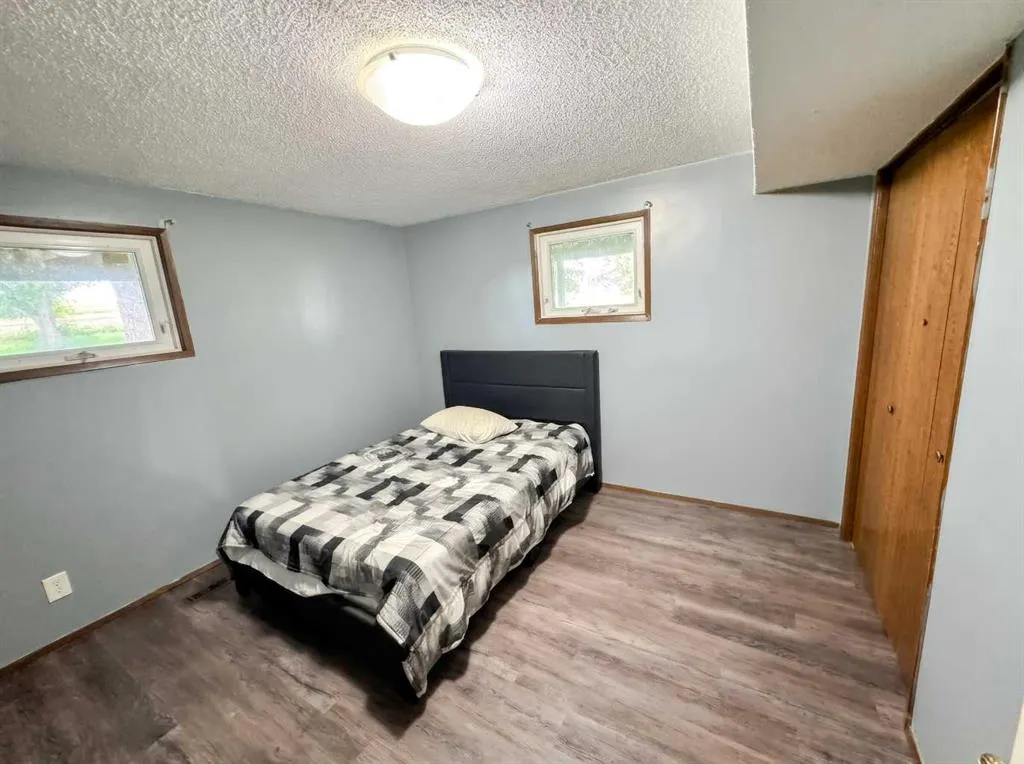 142041 200 Range Road ##26