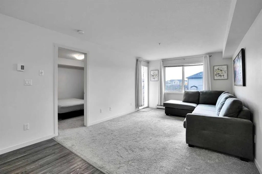 181 Skyview Ranch Manor NE #1204