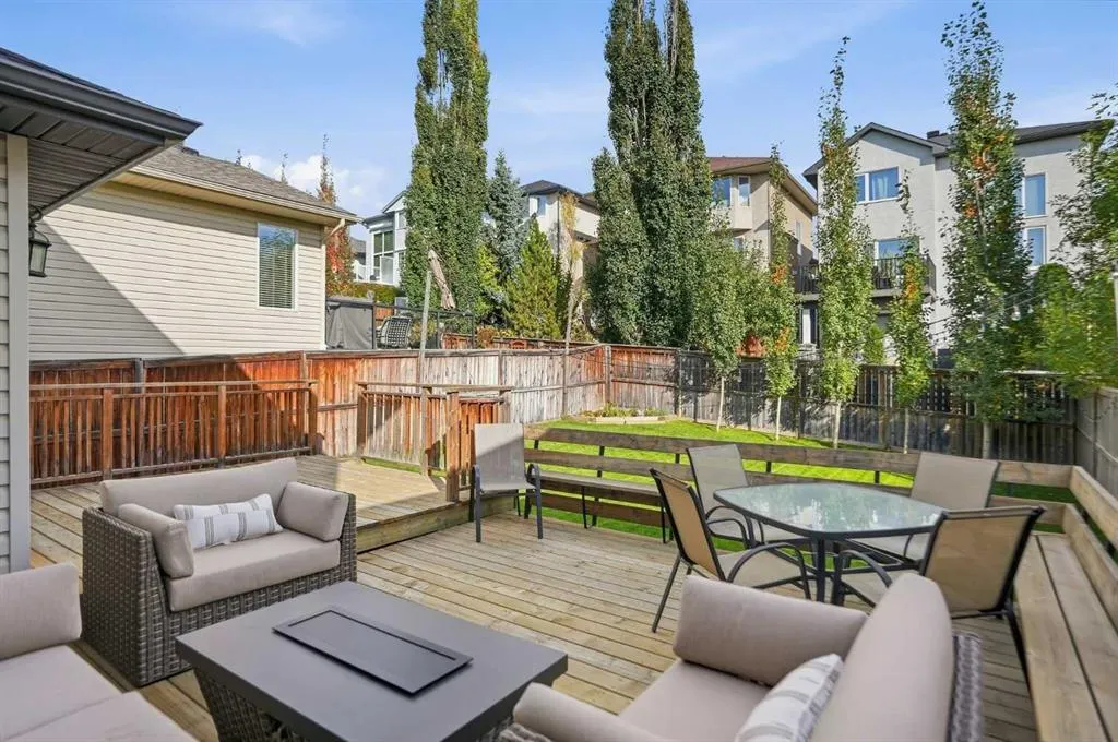 707 Tuscany Drive NW