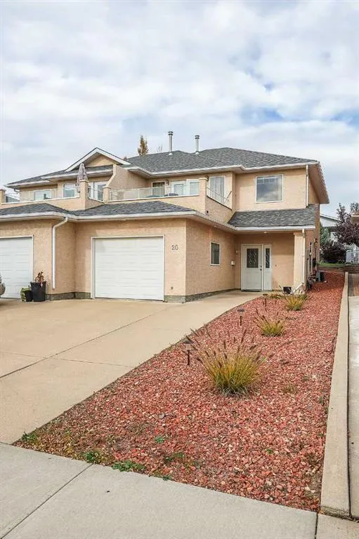 20 Taylor Mews SE