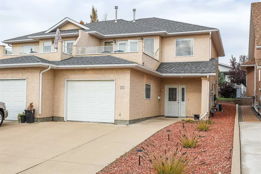 20 Taylor Mews SE