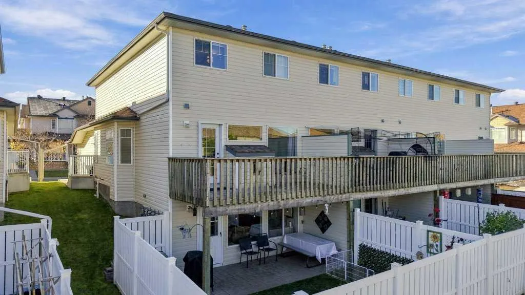 73 Addington Drive #16