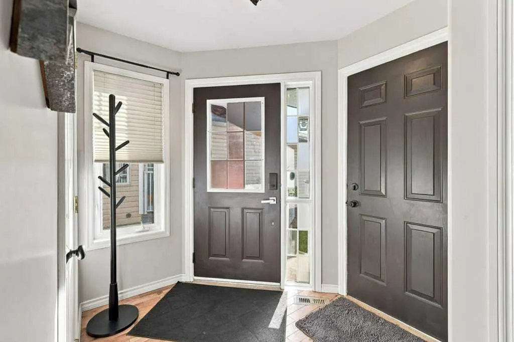 73 Addington Drive #16