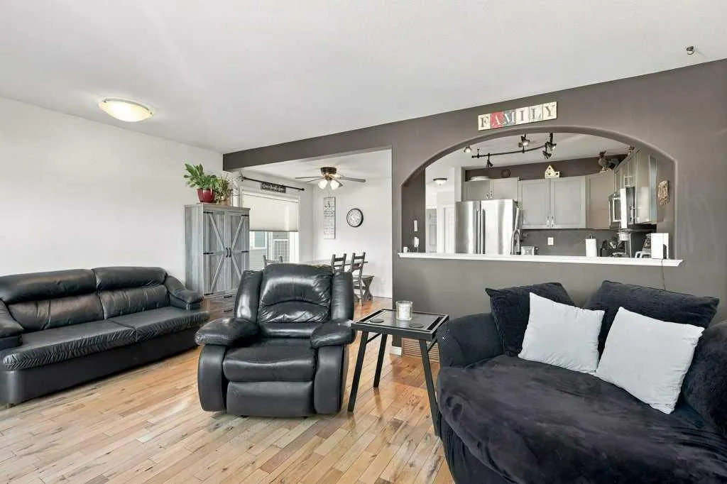 73 Addington Drive #16