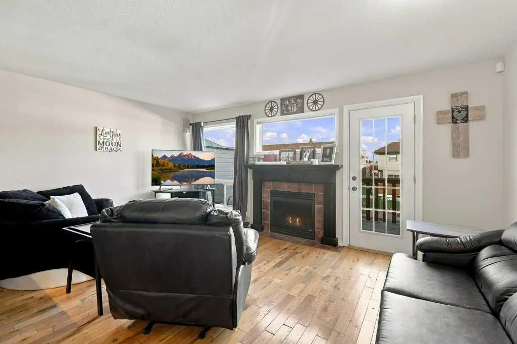 73 Addington Drive #16