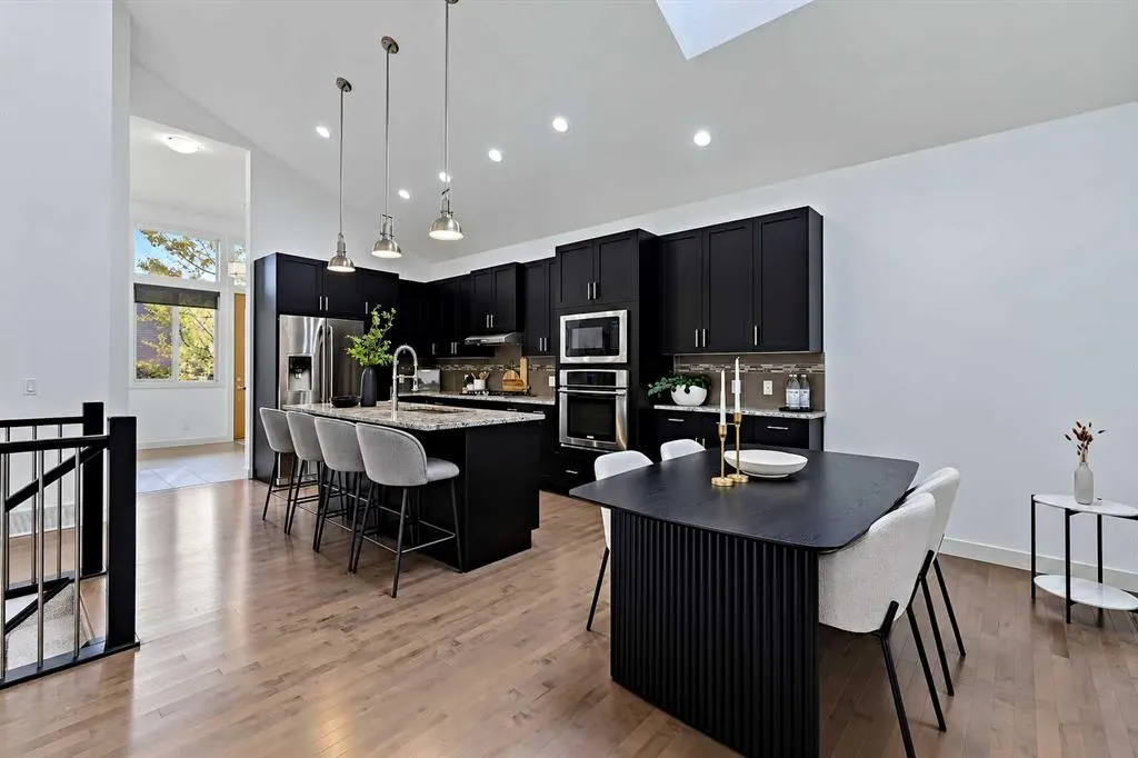 63 Cortina Villas SW
