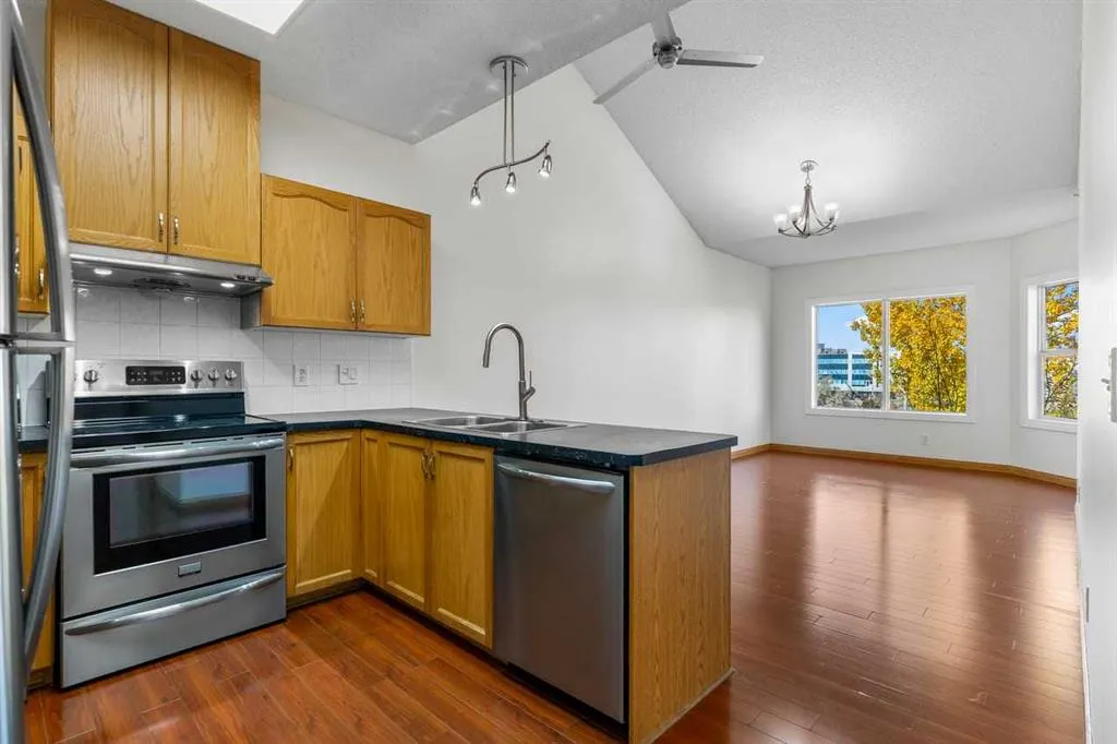 1920 14 Avenue NE #314