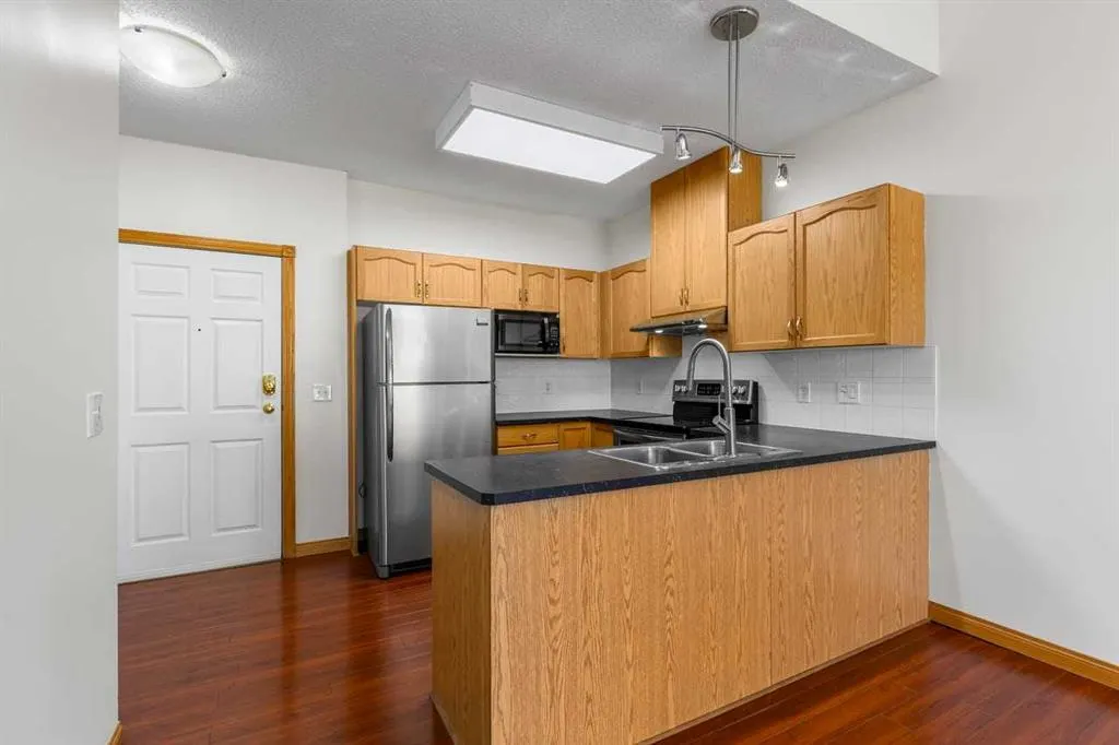 1920 14 Avenue NE #314