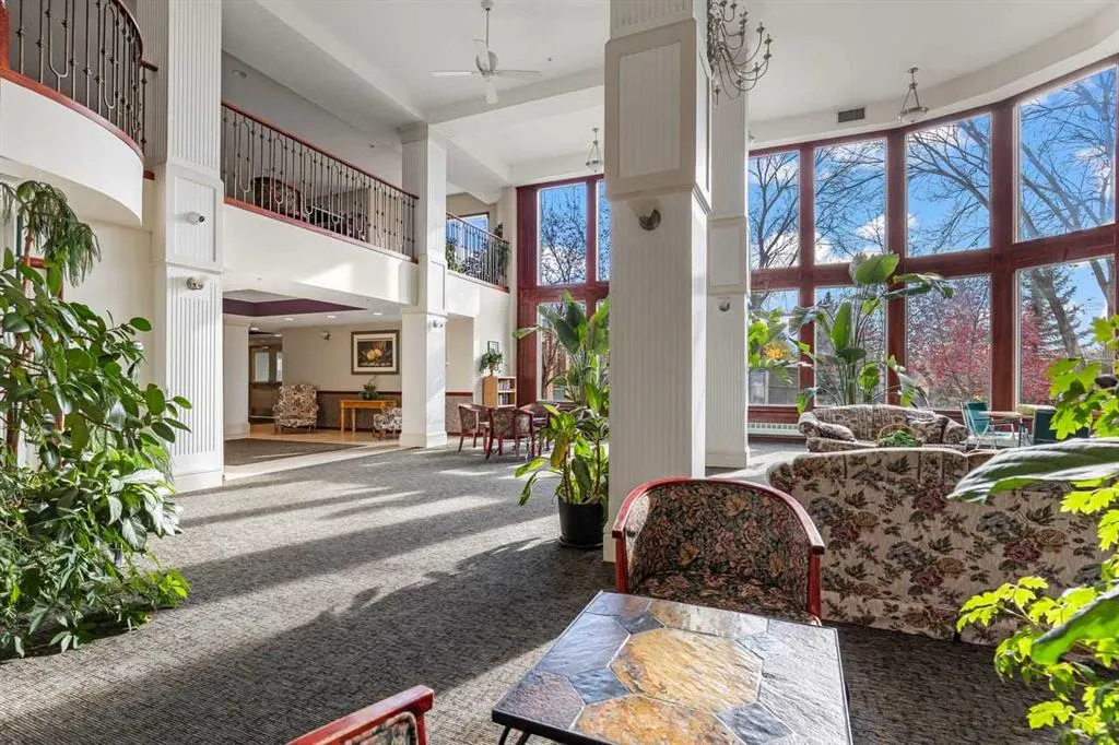 1920 14 Avenue NE #314