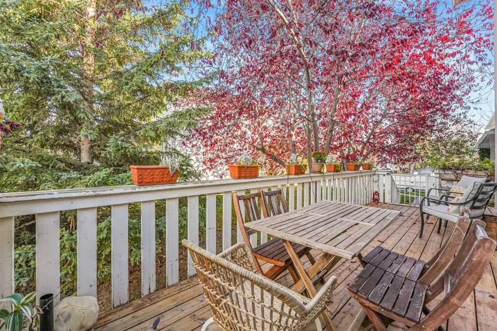 555 Killarney Glen Court SW