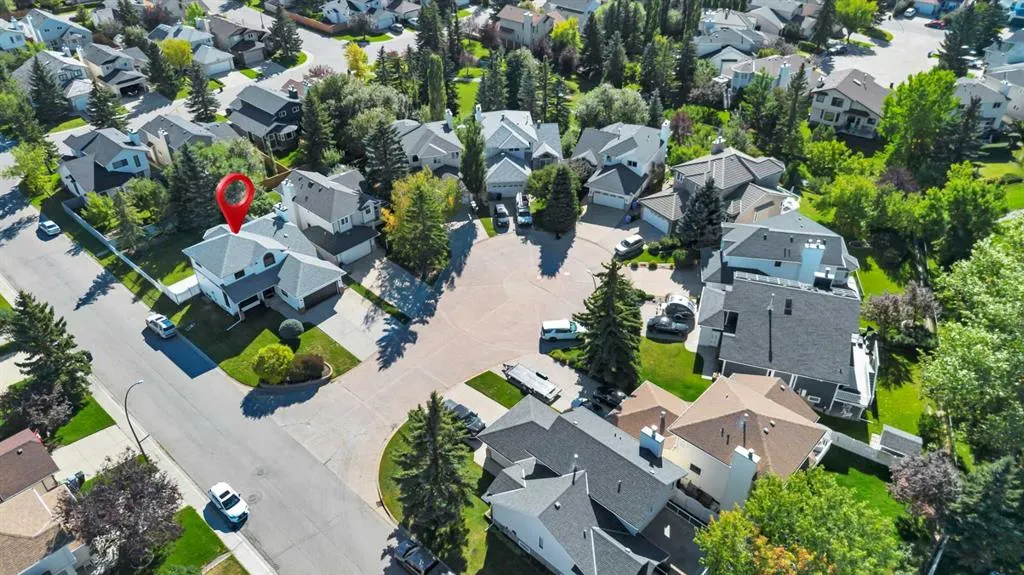 238 Hawktree Bay NW