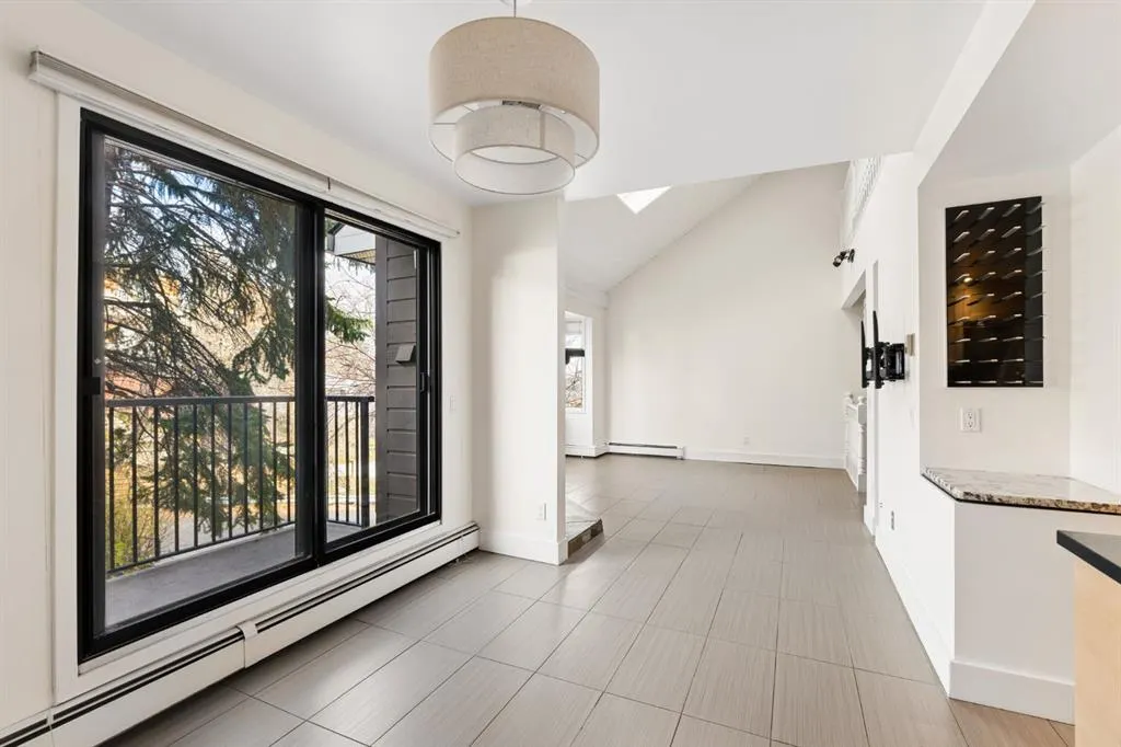 333 2 Avenue NE #505