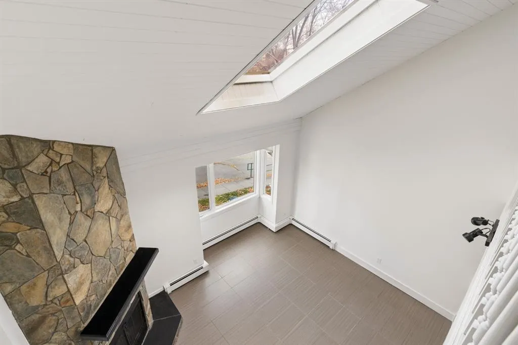 333 2 Avenue NE #505