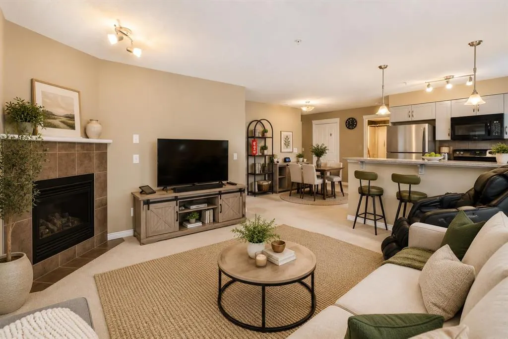 31 Country Village Manor NE #4301