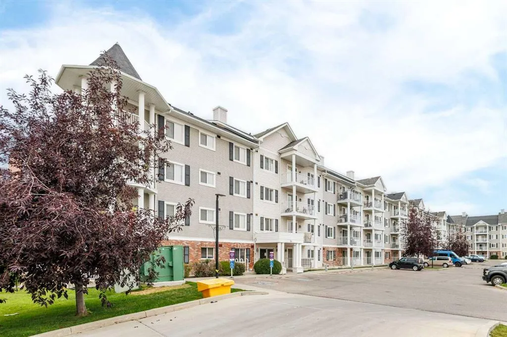 31 Country Village Manor NE #4301