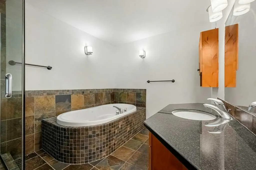 714 3rd Street #102