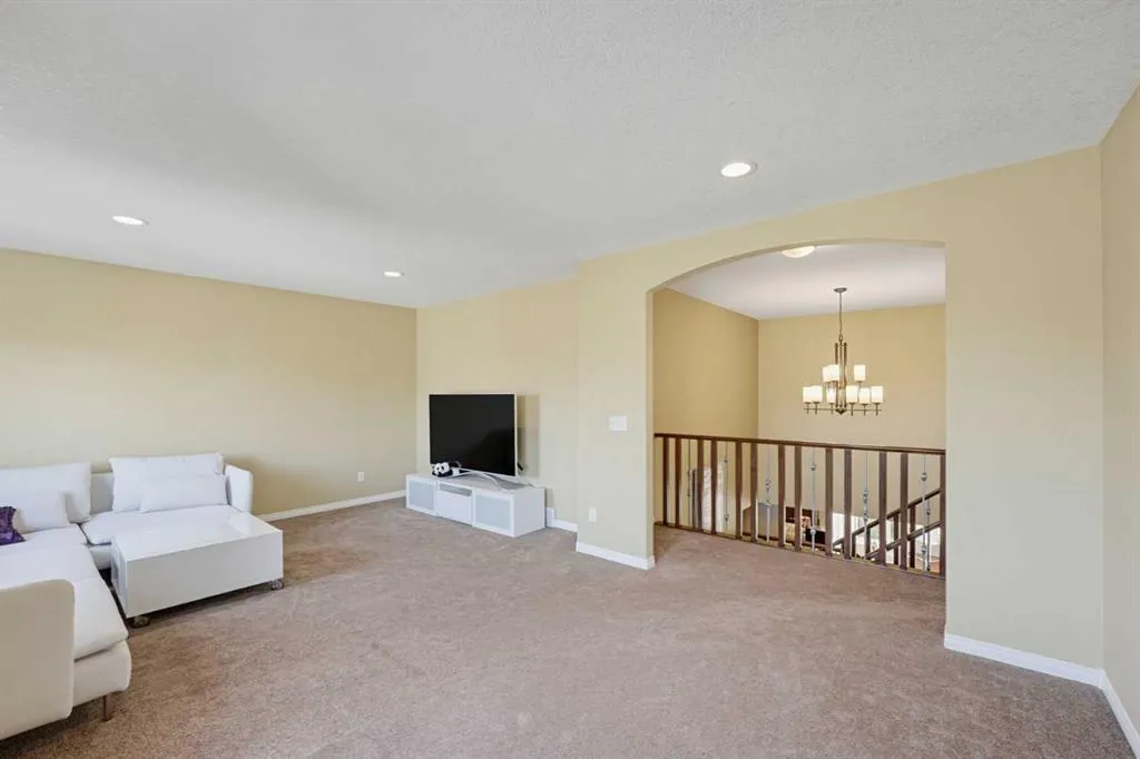 222 Elgin Estates Park SE