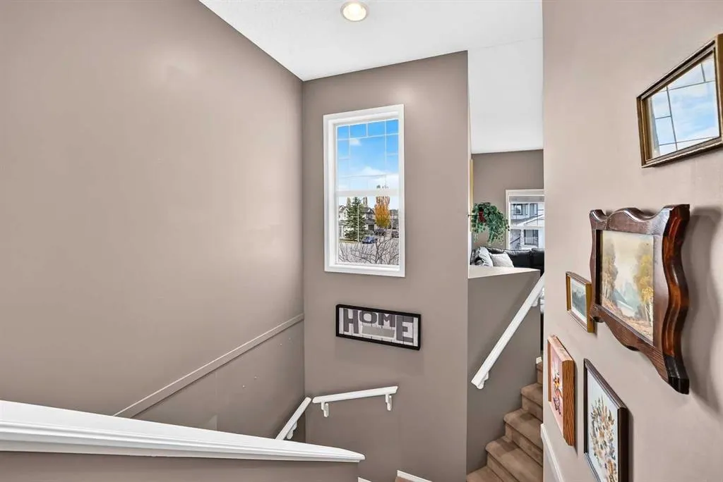 165 Covehaven Gardens NE