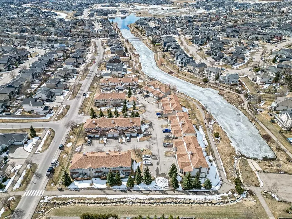 156 Canoe Drive SW #27