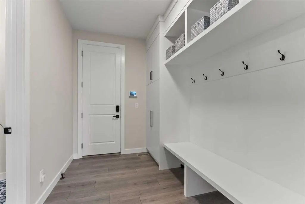 32 Monterra Landing