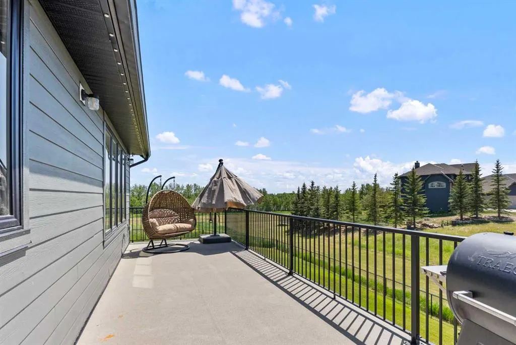 32 Monterra Landing
