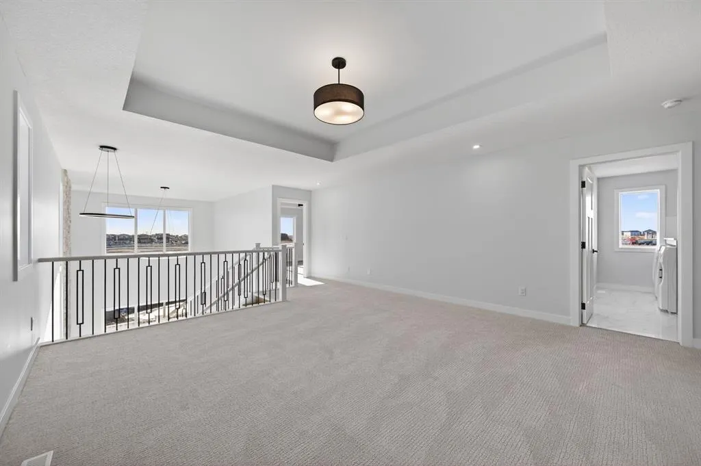 709 Dawson Common