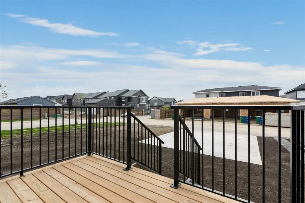 605 Lambeau Link SE