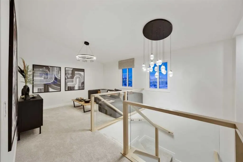 352 Key View SW