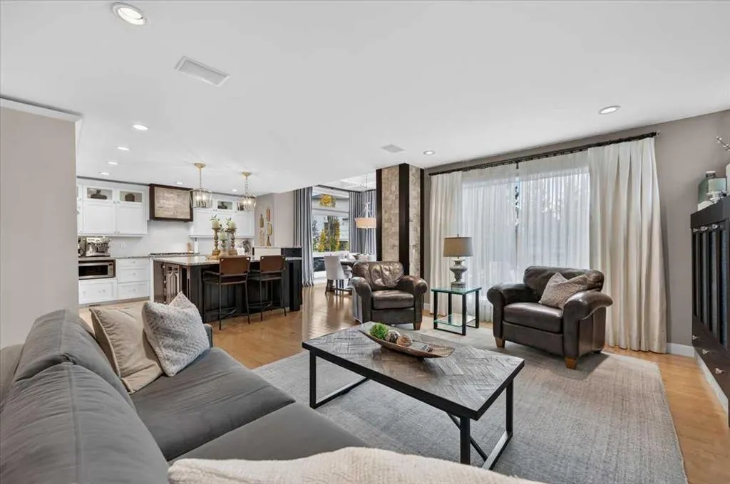 20 Hidden Valley Gardens NW
