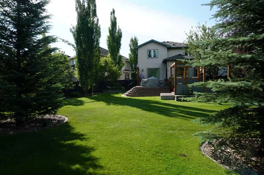20 Hidden Valley Gardens NW