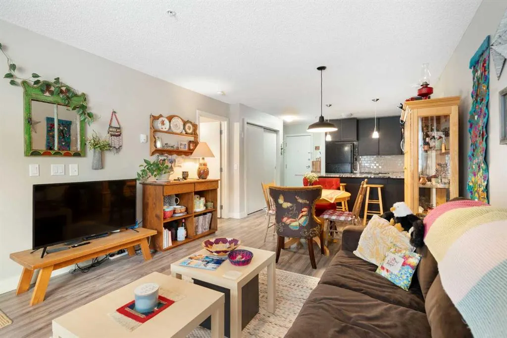 35 Richard Court SW #159