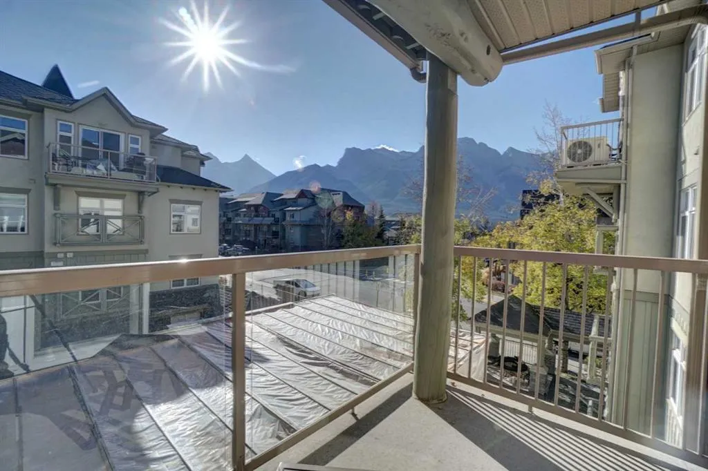 160 Kananaskis Way #307