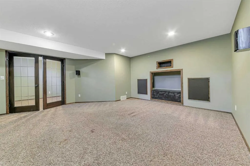 61 Lanterman Close