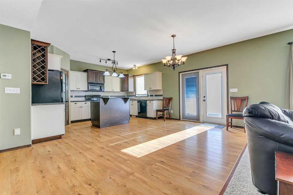 61 Lanterman Close