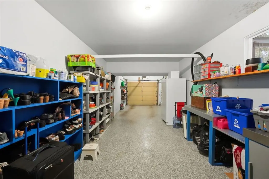 6 College Park Close
