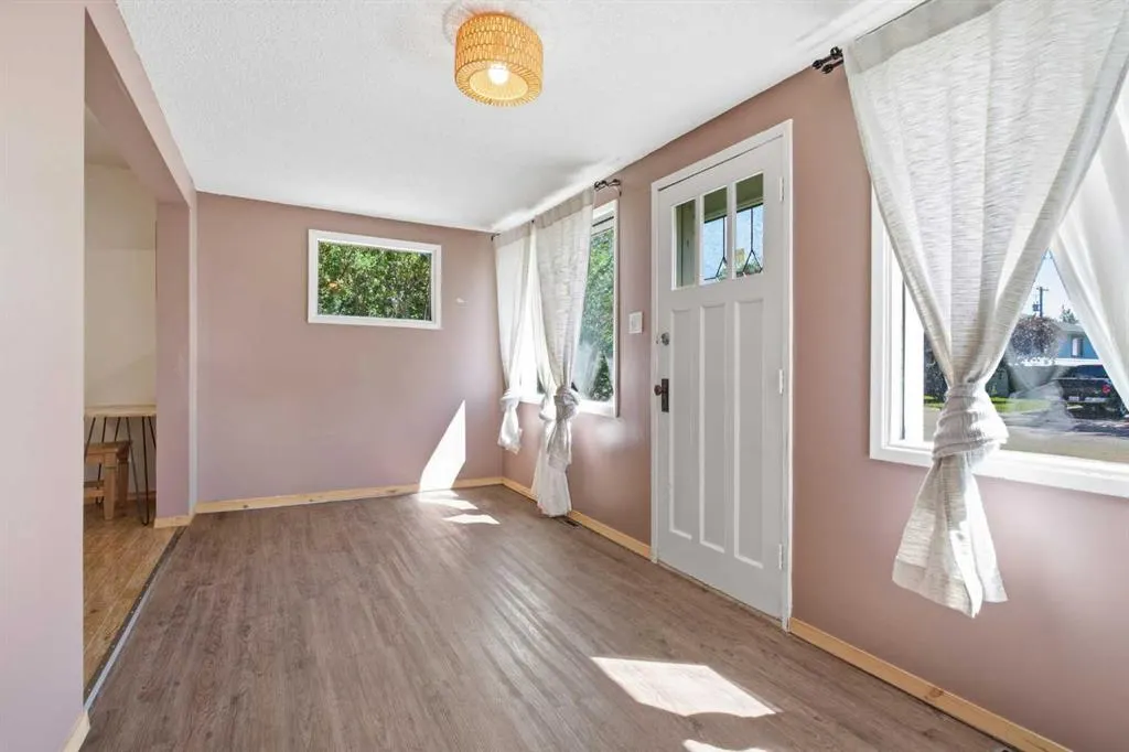 10122 106 Avenue