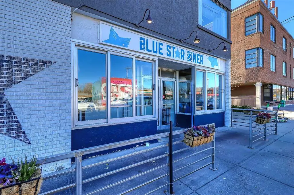 828 8 Avenue NE #4