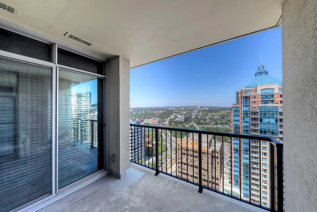 930 6 Avenue SW #2304