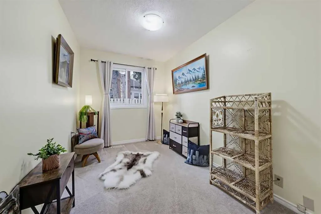 436 Macleod Trail SW