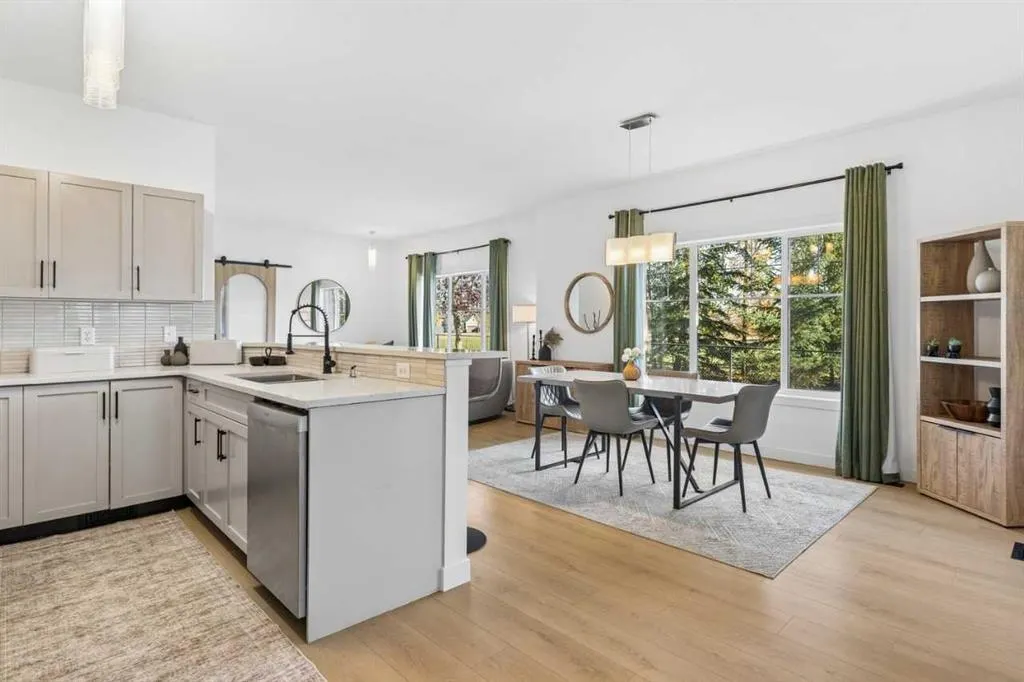 281 Cougar Ridge Drive SW #306