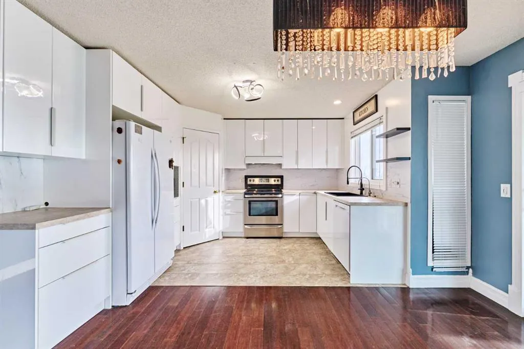 65 Somerglen Park SW