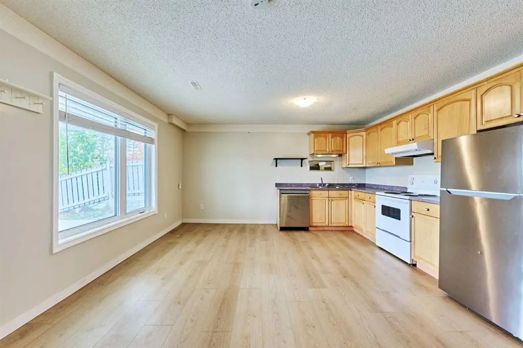 65 Somerglen Park SW