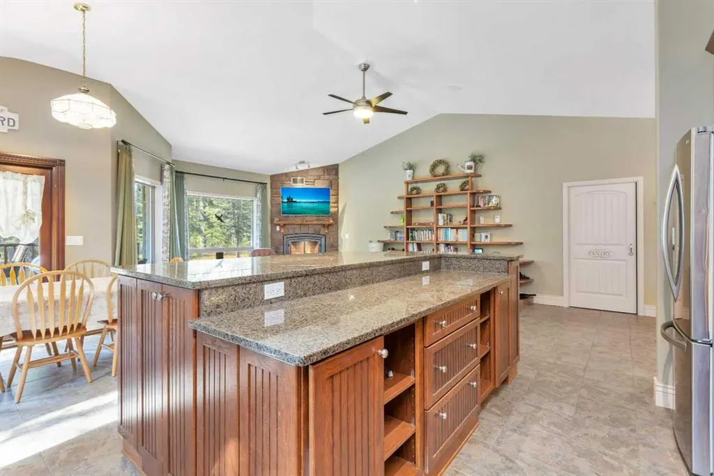 4147 Highway 587 #20