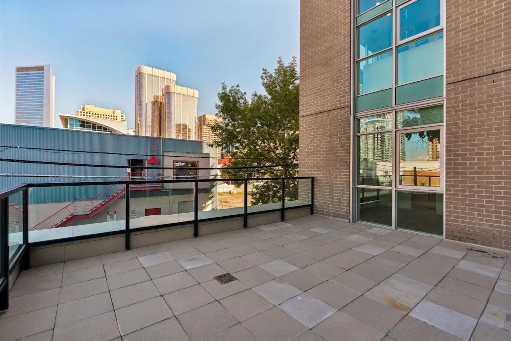 788 12 Avenue SW #203