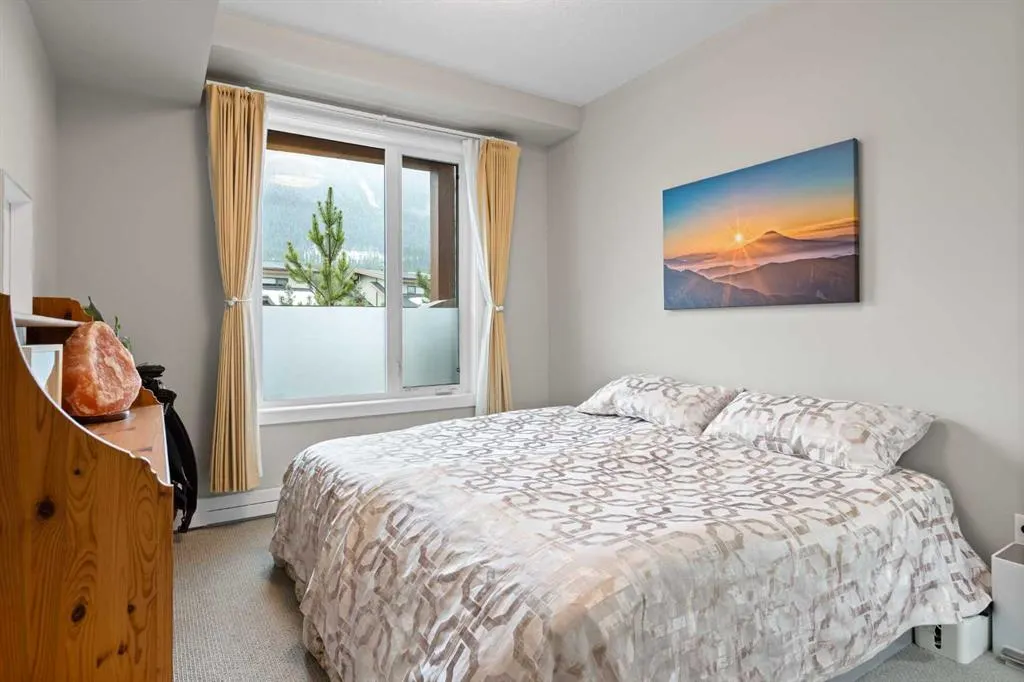 106 Stewart Creek Rise #102